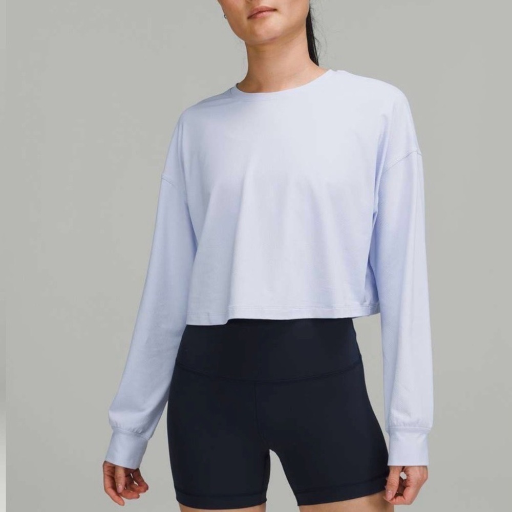 Women’s Lululemon Muscle Love Long Sleeve Top Lightweight Pastel Blue Size 12
